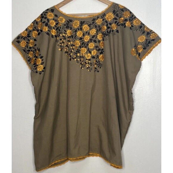 Embroidered Plus Size Top Floral Boxy Tan Yellow 9” Arm Hole 32” Pit To Pit - Picture 2 of 4